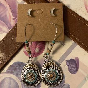 🤍🤍NWT.Boho Earrings Silver 2 pairs